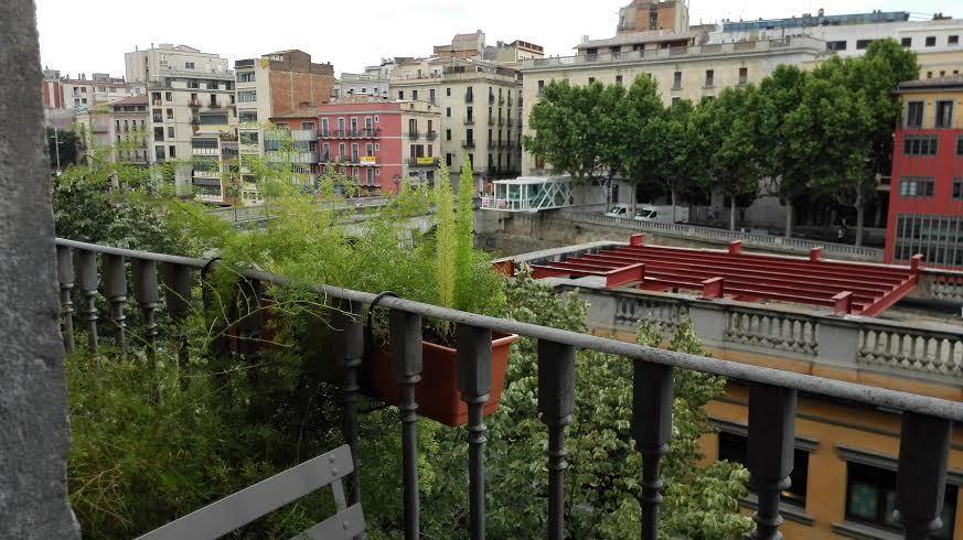 Bed & Breakfast Bells Oficis Girona Exteriér fotografie